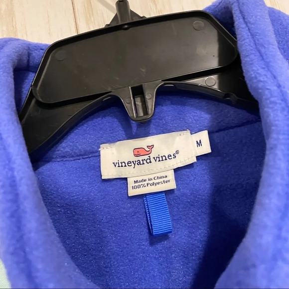 Vineyard Vines Fleece Vest - Picture 4 of 5
